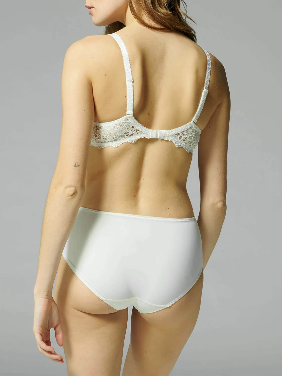 Caresse 3D Plunge - Ivory