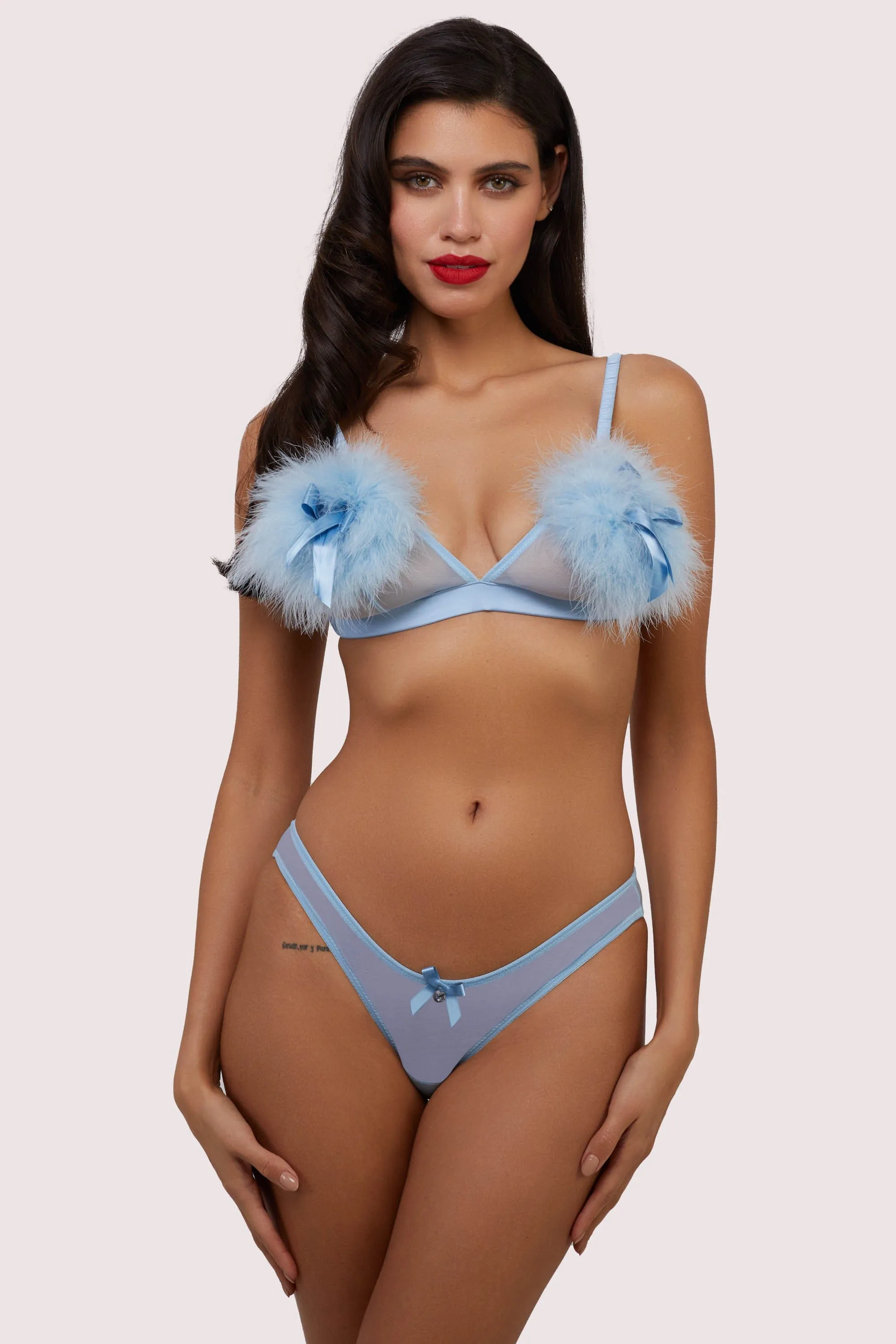 Lulu Baby Blue Diamant Marabou Triangle