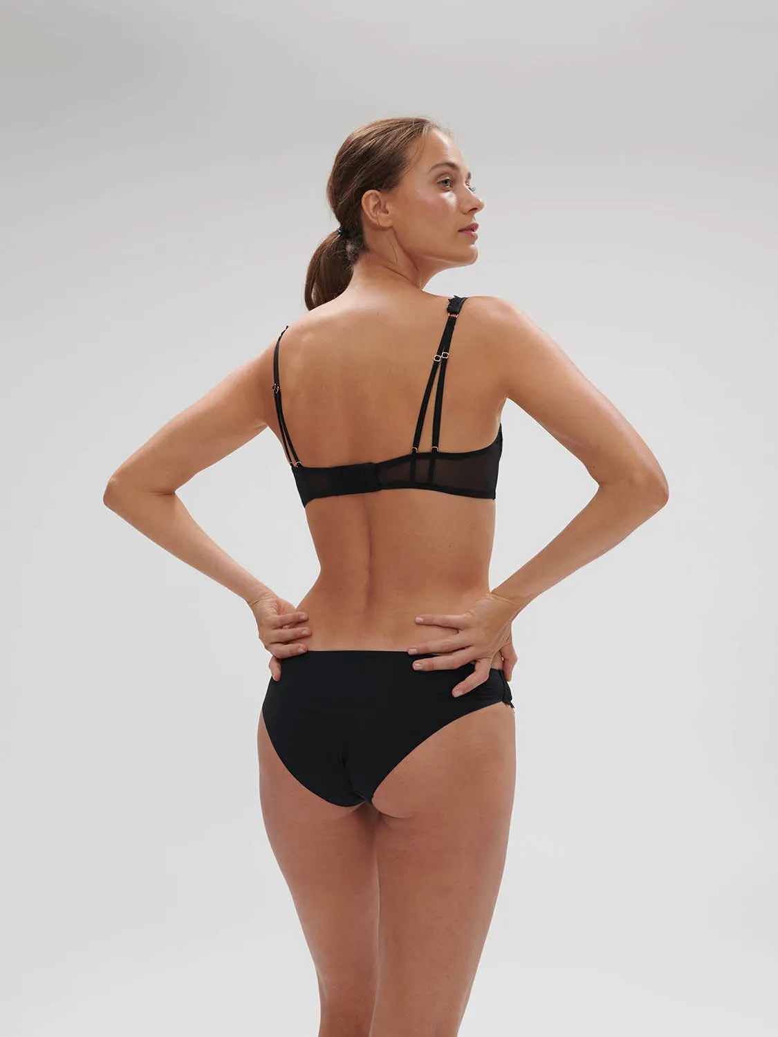 Mystic Sheer Demi - Black